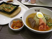 20081030outlet02.jpg