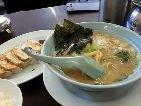 仙台っ子ラーメン六丁の目店のランチセット