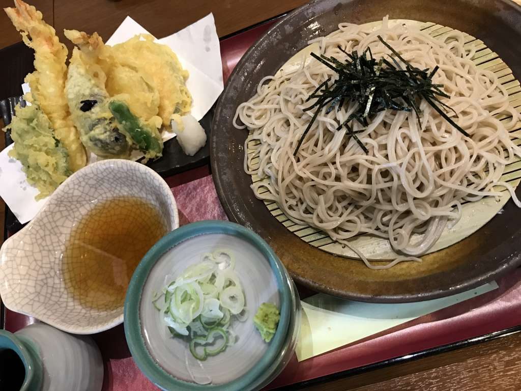 蕎麦茶房なごみの天ざるそば